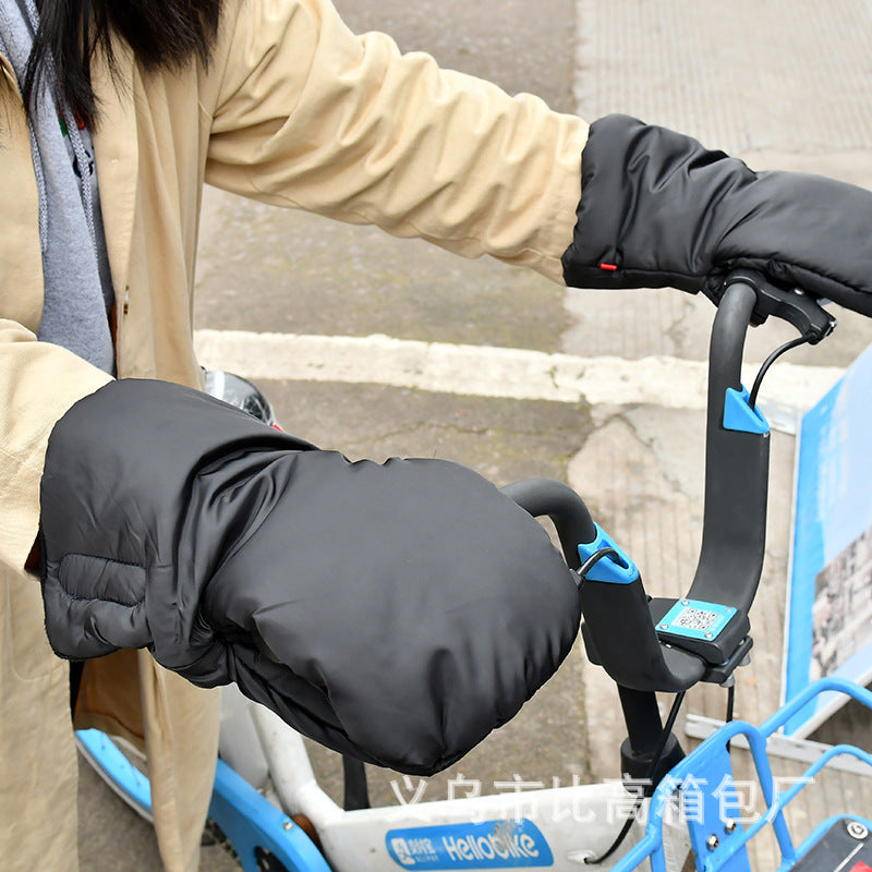 Winter baby stroller warm gloves windproof plush baby stroller antifreeze hand cover plush thickened two sets